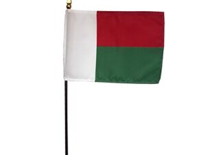 Madagascar Desk Flag, 4″ X 6″