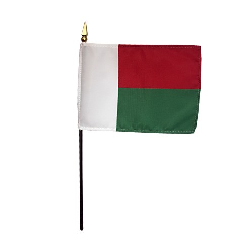 Madagascar Desk Flag